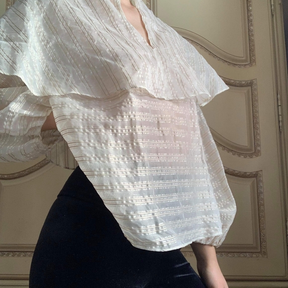 MASSIMO DUTTI Blouse with Billowy Collar - Picture 2 of 4